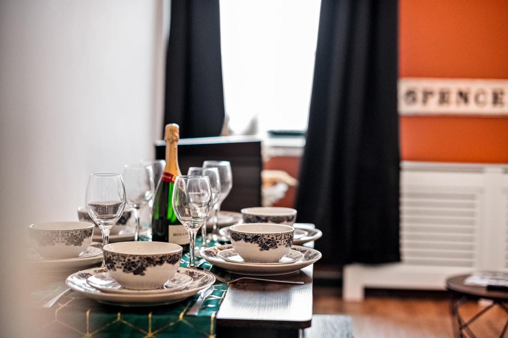 Spacious Birmingham City Apartment Zewnętrze zdjęcie